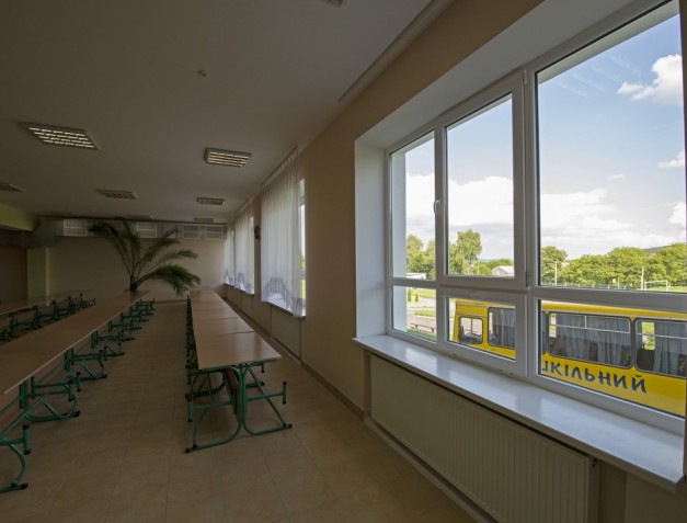 с.Вороняки. Загальноосвітня школа