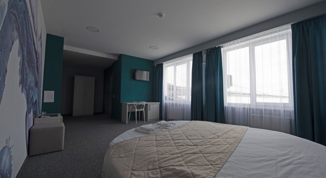 Львів. Готель”Пальма”