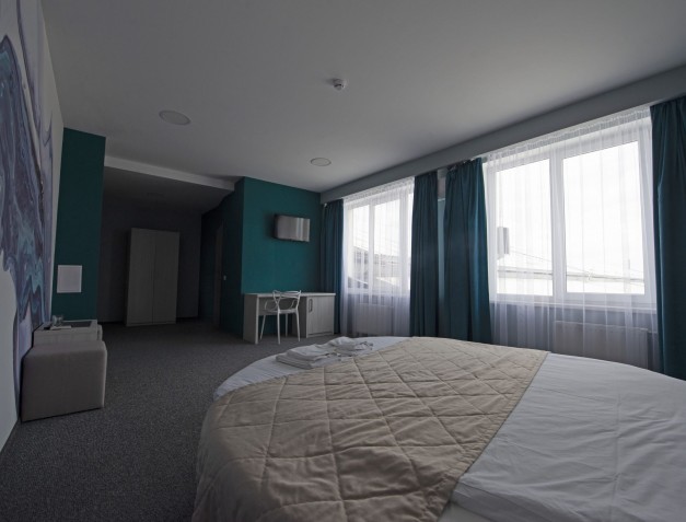 Львів. Готель”Пальма”