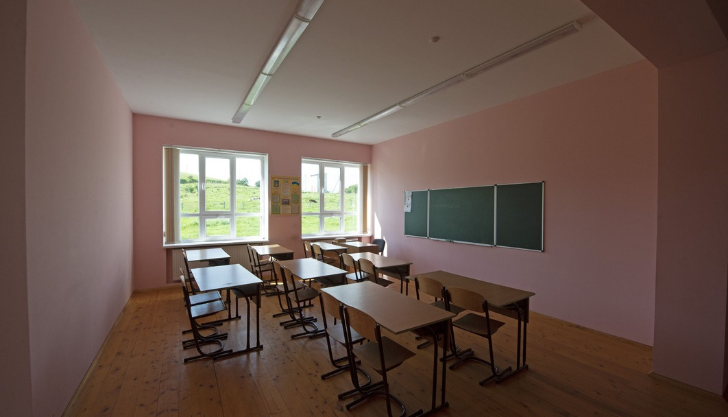 с.Вороняки. Загальноосвітня школа