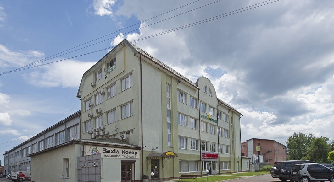 Львів. Готель”Пальма”