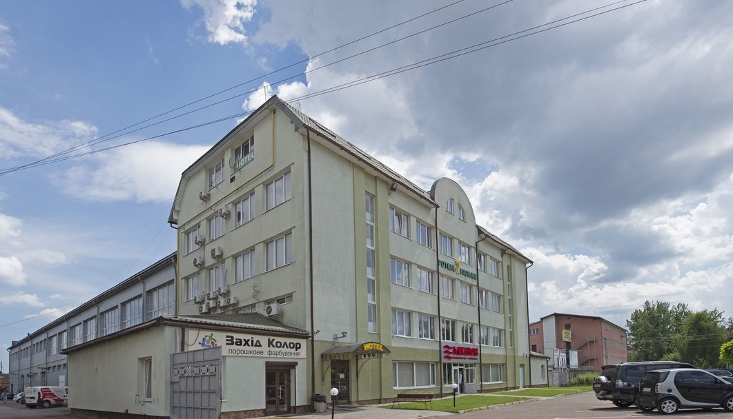 Львів. Готель”Пальма”