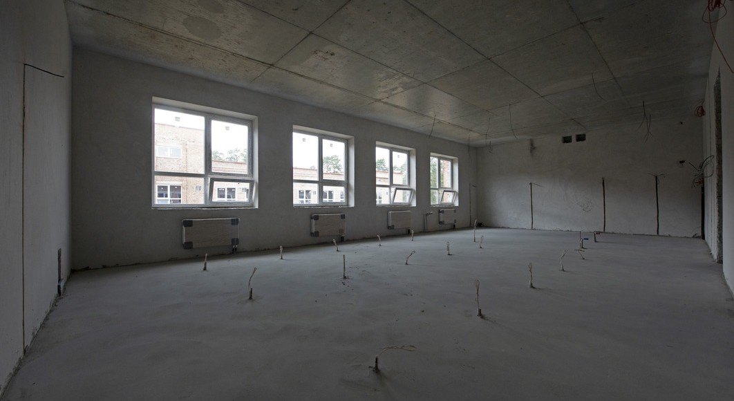 Реконструкція  з розширенням існуючої школи