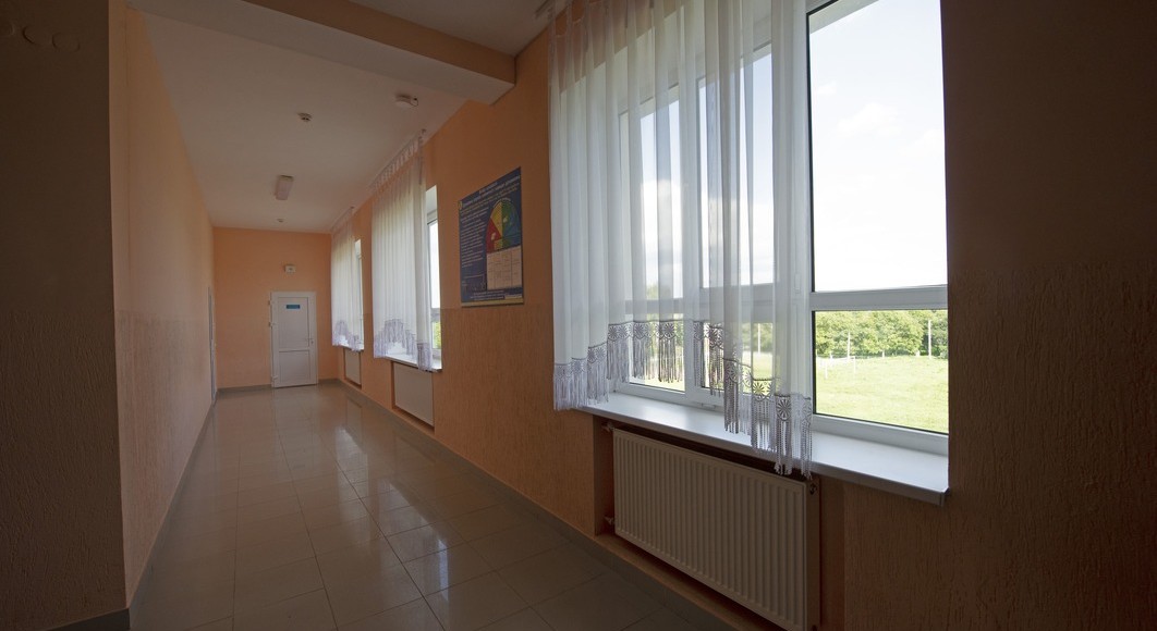 с.Вороняки. Загальноосвітня школа