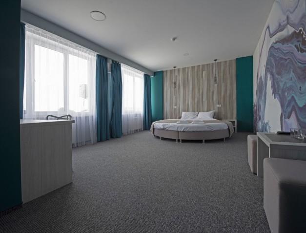 Львів. Готель”Пальма”