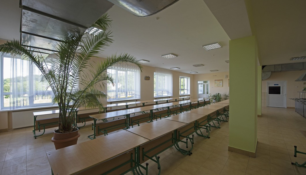 с.Вороняки. Загальноосвітня школа