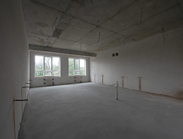 Реконструкція  з розширенням існуючої школи