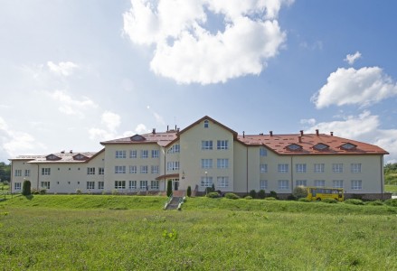 с.Вороняки. Загальноосвітня школа